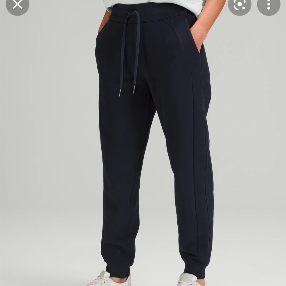 Lululemon navy joggers